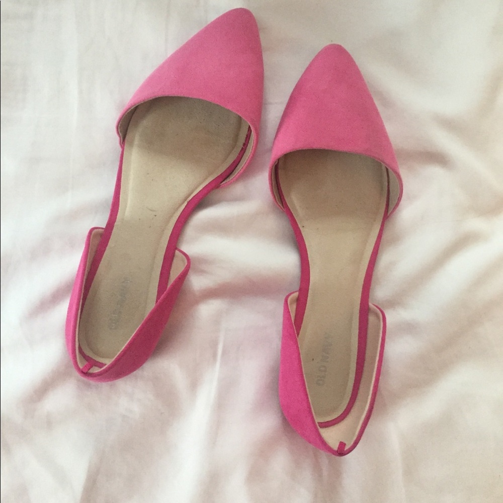 Pink D’orsay pointed toe flats